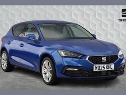Blue Used 2025 Seat Leon SE Dynamic Hatchback | £20,924 (A bit pricey)