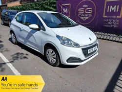 White Used 2016 Peugeot 208 Access Hatchback | £3,595 (Good price)