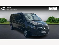 Black Used 2017 Mercedes V220 SE MPV | £31,300 (Good price)