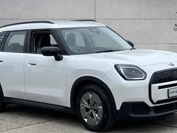 White Used 2024 Mini Countryman Classic SUV | £35,154 (Fair price)