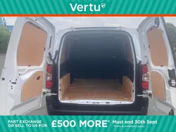 White Used 2024 Toyota Proace Active Van | £16,495 (Fair price)