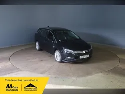 Black Used 2017 Vauxhall Astra Elite Estate | £6,280 (Fair price)
