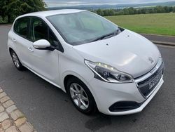 White Used 2016 Peugeot 208 Active Hatchback | £3,295 (Good price)