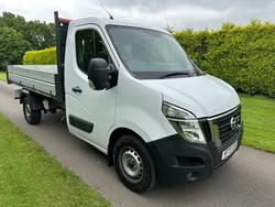 White Used 2023 Nissan Interstar Tekna Van | £22,495 (Fair price)