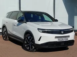 Brilliant paint arctic white New 2025 Vauxhall Grandland X Ultimate SUV | £31,998 (Fair price)