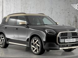 Black Used 2025 Mini Countryman SUV | £34,999 (Fair price)