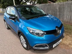 Blue Used 2016 Renault Captur Dynamique SUV | £6,495 (Fair price)