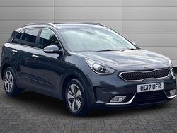 Grey Used 2017 Kia Niro 2 SUV | £11,150 (Expensive)