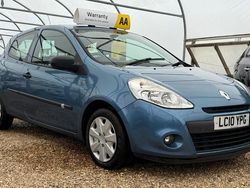 Blue Used 2010 Renault Clio II Extreme Hatchback | £1,299 (Fair price)