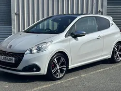 White Used 2018 Peugeot 208 Prestige Hatchback | £7,100 (Fair price)
