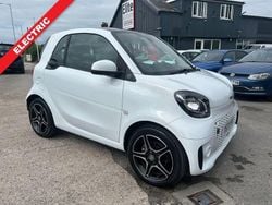 White Used 2021 Smart ForTwo Electric Drive Premium Coupe | £9,495 (Fair price)