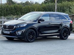Black Used 2015 Kia Sorento SUV | £12,495 (Expensive)