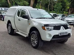 White Used 2010 Mitsubishi L200 Pickup | £7,495 (Fair price)