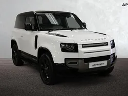 Fuji white Used 2025 Land Rover Defender SE Dynamic SUV | £64,950 (A bit pricey)