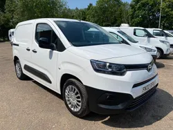 White Used 2022 Toyota Proace Van | £7,995 (Good price)