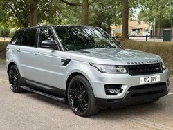 Used 2017 Land Rover Range Rover Sport HSE Dynamic SUV | £17,995