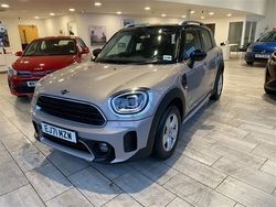 Melting silver Used 2021 Mini Cooper Countryman Classic SUV | £21,699 (Fair price)