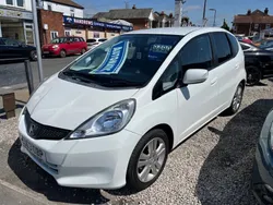 White Used 2013 Honda Jazz ES Hatchback | £7,990 (Fair price)