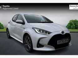 Used 2025 Toyota Yaris Hybrid Hatchback | £17,071 (Good price)