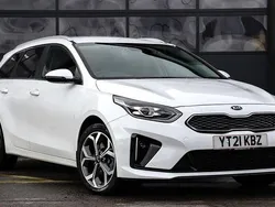 White Used 2021 Kia Ceed 3 Estate | £15,990 (Fair price)