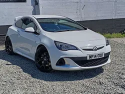 White Used 2014 Vauxhall Astra Coupe | £8,495 (Expensive)
