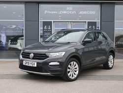 Grey Used 2019 VW T-Roc SE SUV | £13,996 (Fair price)