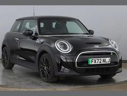 Black Used 2022 Mini Cooper S Level 2 Hatchback | £16,995 (Fair price)