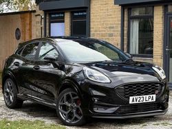 Black Used 2023 Ford Puma Gen-E ST Hatchback | £13,990 (Super price)