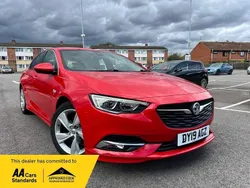 Red Used 2019 Vauxhall Insignia SRi Hatchback | £9,295 (Fair price)