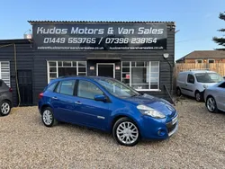 Blue Used 2010 Renault Clio GrandTour Dynamique Estate | £2,495 (A bit pricey)