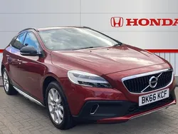 Used 2019 Volvo V40 CC Pro Estate | £12,316 (Good price)