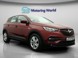 Red Used 2020 Vauxhall Grandland X S SUV | £10,300 (Super price)
