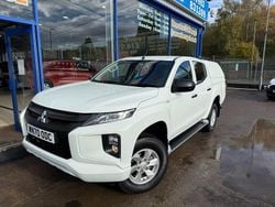 White Used 2020 Mitsubishi L200 Pickup | £12,995 (Super price)