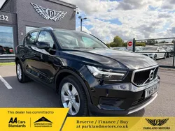 Black Used 2019 Volvo XC40 Momentum SUV | £15,960 (Fair price)