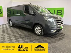 Grey Used 2023 Renault Trafic Van | £17,995 (Fair price)