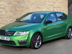 Green Used 2015 Skoda Octavia vRS Hatchback | £8,445 (Fair price)