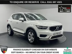White Used 2019 Volvo XC40 Momentum SUV | £15,440 (Fair price)
