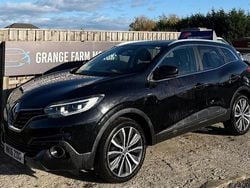 Black Used 2016 Renault Kadjar Signature SUV | £3,995 (Fair price)