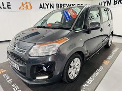 Shark grey metallic Used 2013 Citroën C3 Picasso VTR Sport MPV | £3,999 (Fair price)