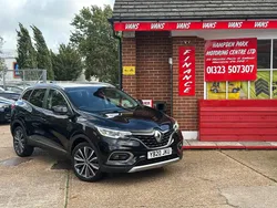 Diamond black Used 2020 Renault Kadjar Version S SUV | £12,377 (Fair price)