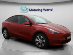 Red Used 2022 Tesla Model Y Long Range SUV | £26,000 (Good price)