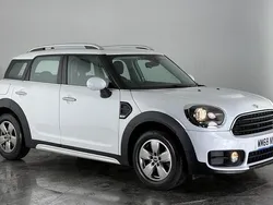 White Used 2019 Mini Cooper Countryman Classic SUV | £13,700 (Good price)