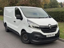 Glacier white Used 2020 Renault Trafic Business Van | £8,990 (Good price)
