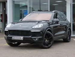 Black Used 2015 Porsche Cayenne SUV | £15,495 (Fair price)