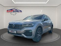 Silver Used 2018 VW Touareg R-line SUV | £21,995 (A bit pricey)