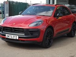 Used 2024 Porsche Macan SUV | £69,995 (Good price)