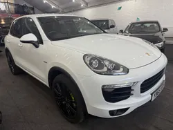 White Used 2015 Porsche Cayenne SUV | £21,750 (Fair price)