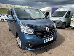 Blue Used 2019 Renault Trafic Van | £5,795 (Good price)