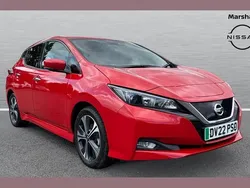 Red Used 2022 Nissan Leaf N-Connecta Hatchback | £10,495 (Good price)