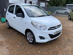 White Used 2012 Hyundai i10 Classic Hatchback | £2,795 (A bit pricey)
